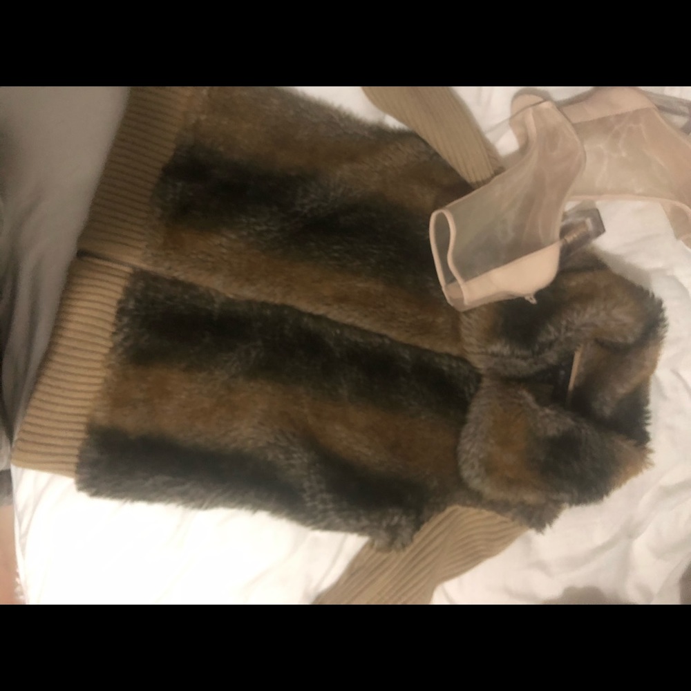 Fur jacket - Picture 2 of 3